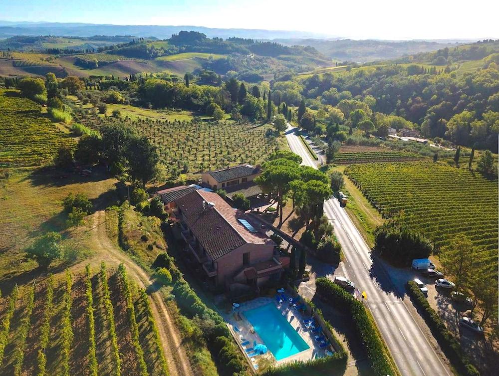 Le Colline Hotel 3*